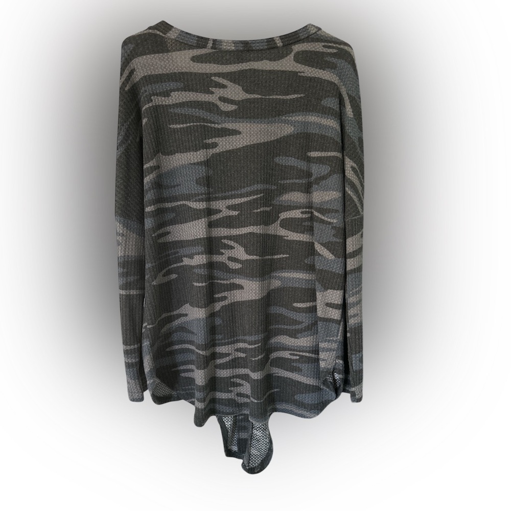 IWOLLENCE Gray Camouflage Button-Up Cardigan - Large - Picture 2 of 6